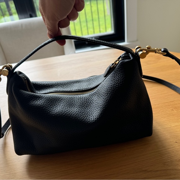 *SOLD* Black leather cross-body - Picture 5 of 6